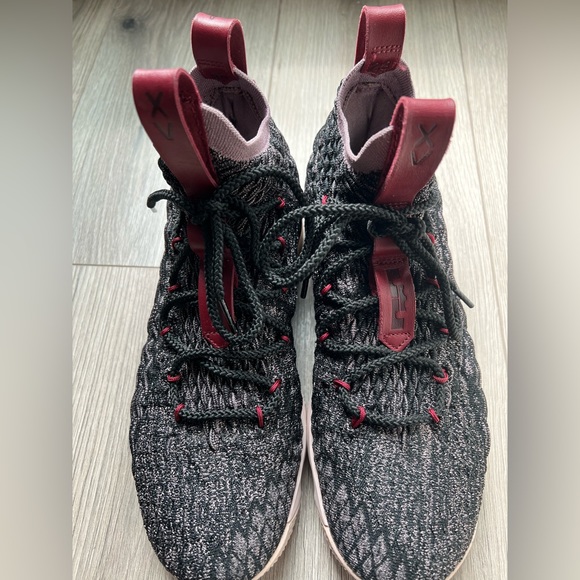 Lebron 15 Nike - Picture 3 of 6
